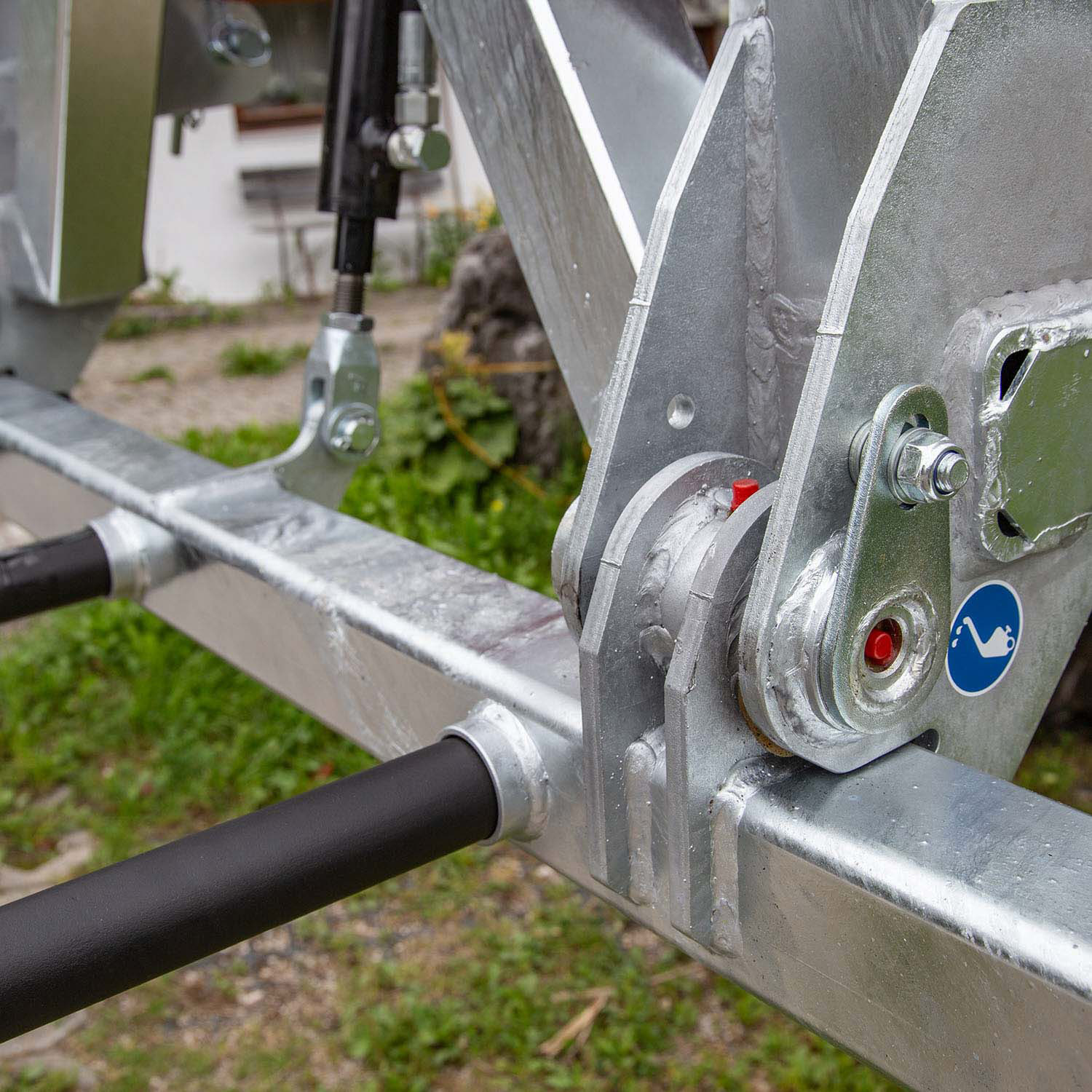 Fliegl Ballengabel hydraulisch klappbar Euroaufnahme Dreipunktaufnahme – Bild 2