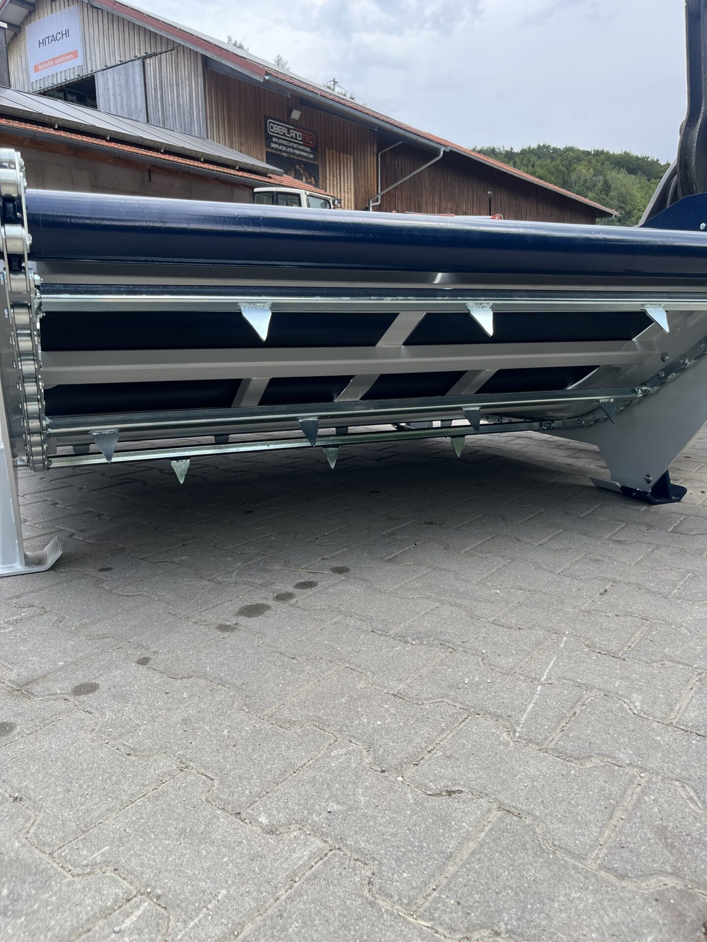 FK Machinery Rundballenabroller BPBU Euroaufnahme KAT I KAT II – Bild 8
