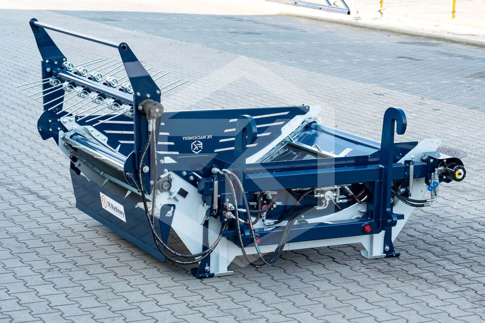 FK Machinery Rundballenabwickler mit Rotor BPBR Euroaufnahme KAT I KAT II