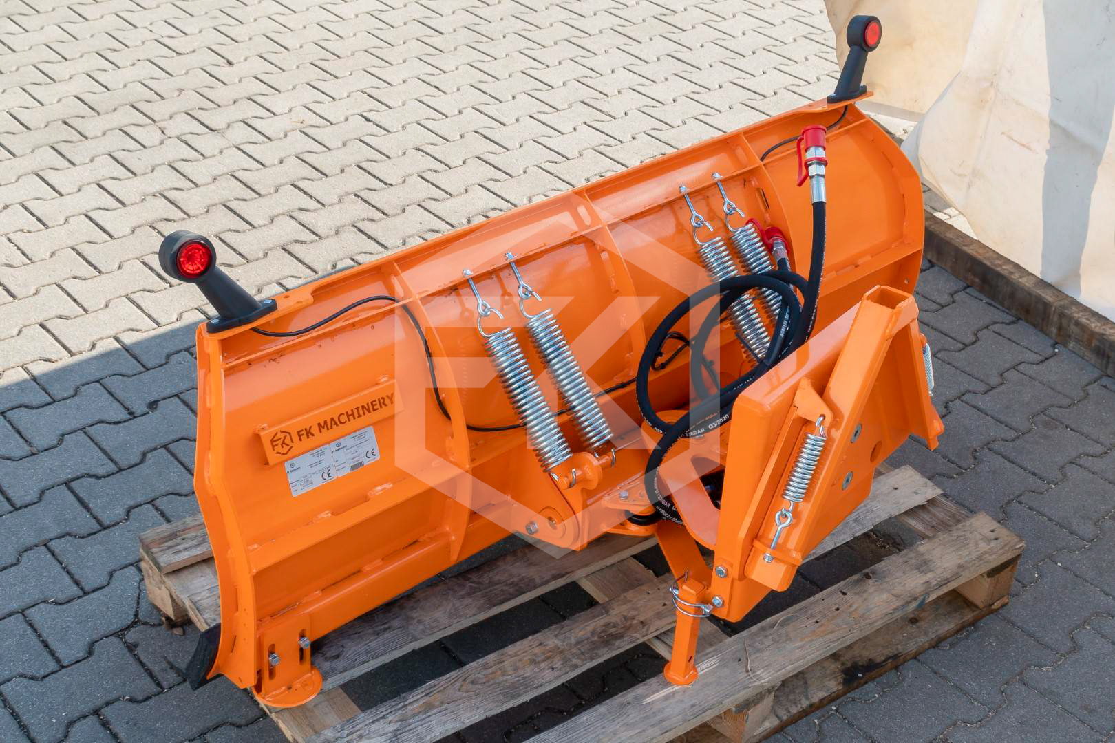 FK Machinery Schneepflug Gerade Kommunal CPK 120 Euroaufnahme Hoflader Kommunalschlepper – Bild 5