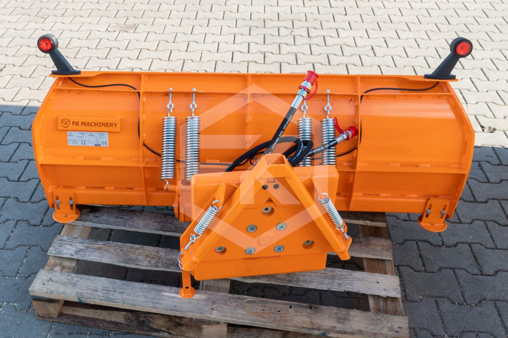 FK Machinery Schneepflug Gerade Kommunal CPK 120 Euroaufnahme Hoflader Kommunalschlepper – Bild 2